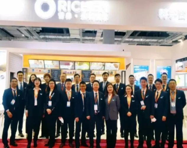 Richen đã thể hiện một cách đáng kinh ngạc trong triển lãm fic năm 2023